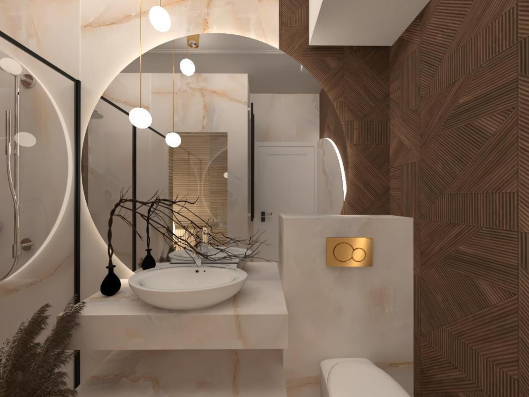Apartment Family & Business Sauna No7 Zlota Centrum Vip Unikat - 3 Bedroom With Private Sauna, Jacuzzi, Balcony, Parking -totally New! *
