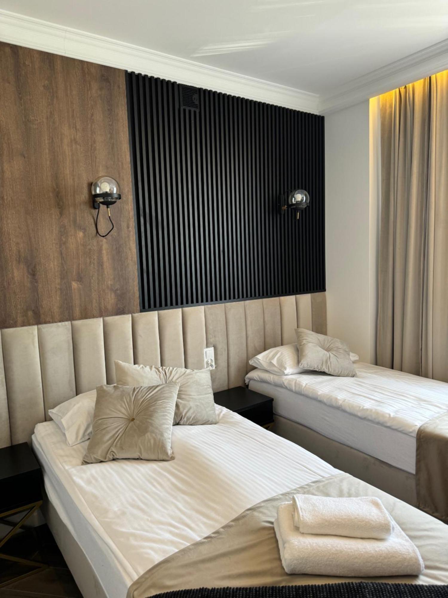 Family & Business Sauna No7 Zlota Centrum Vip Unikat - 3 Bedroom With Private Sauna, Jacuzzi, Balcony, Parking -totally New! Kielce