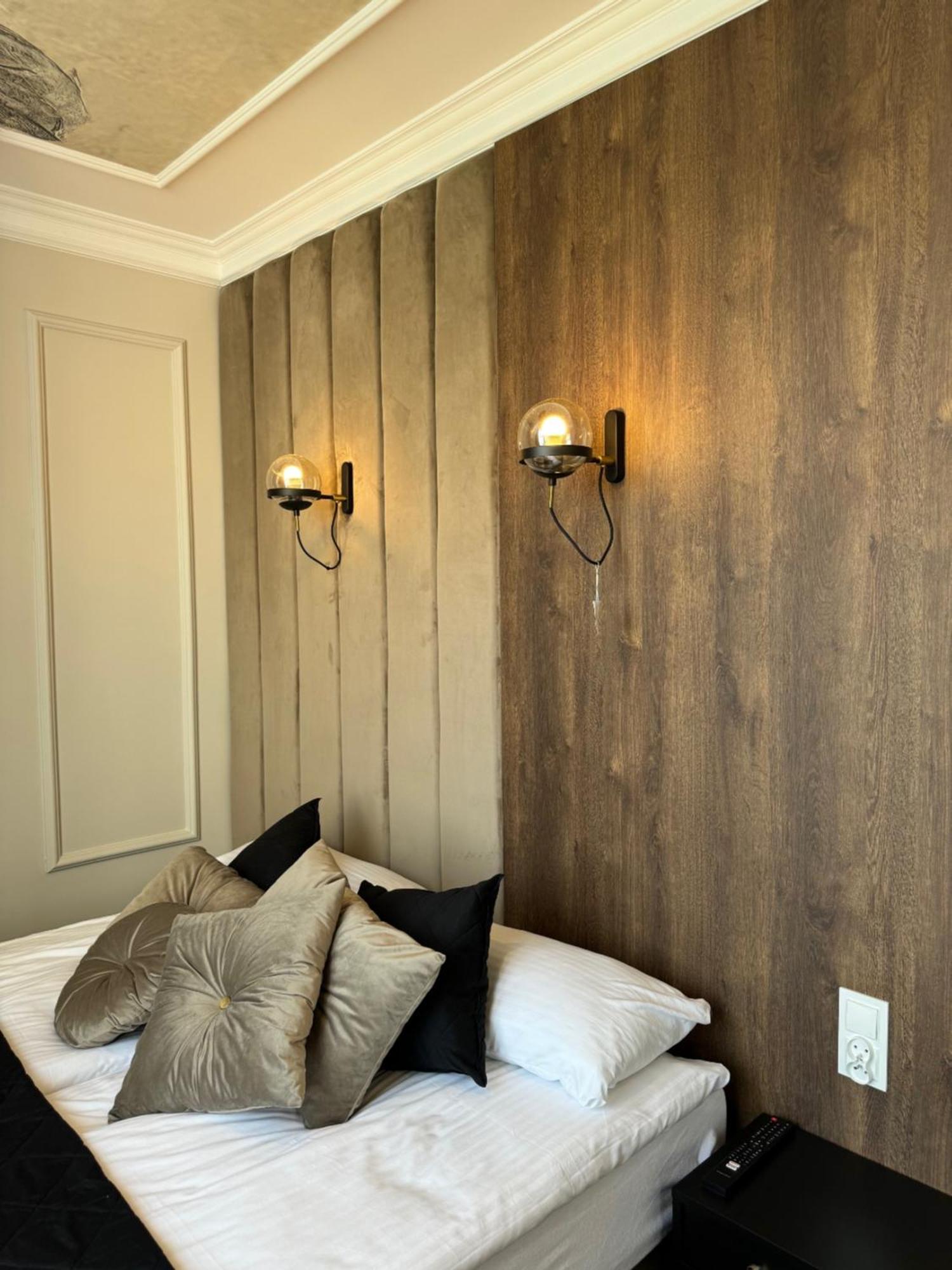 Family & Business Sauna No7 Zlota Centrum Vip Unikat - 3 Bedroom With Private Sauna, Jacuzzi, Balcony, Parking -totally New! Apartment *