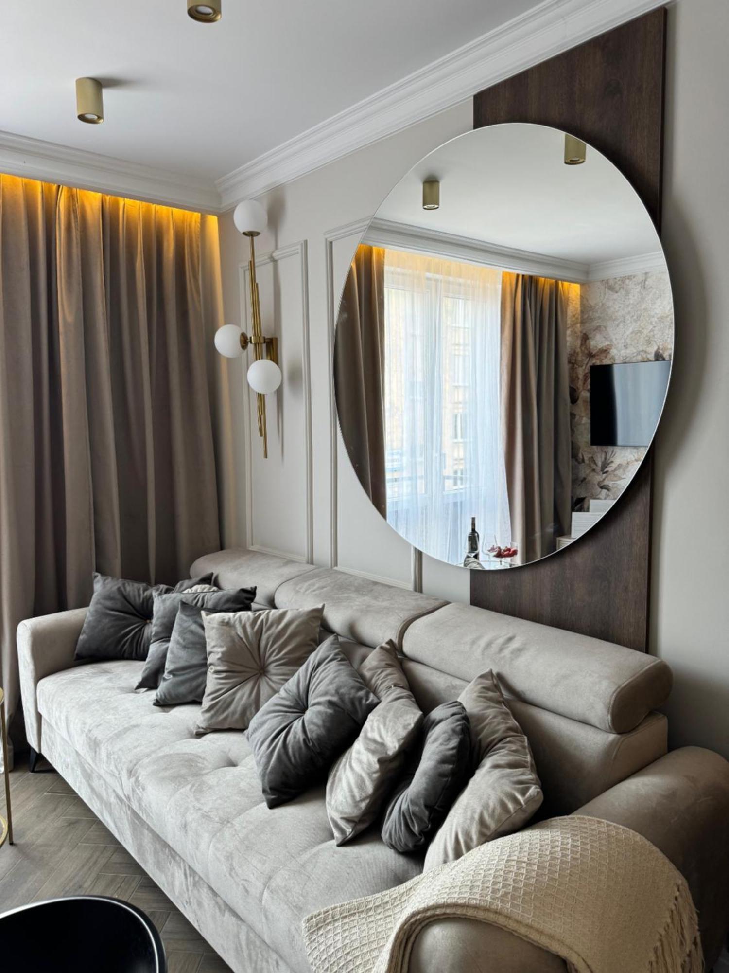 Family & Business Sauna No7 Zlota Centrum Vip Unikat - 3 Bedroom With Private Sauna, Jacuzzi, Balcony, Parking -totally New! * Kielce