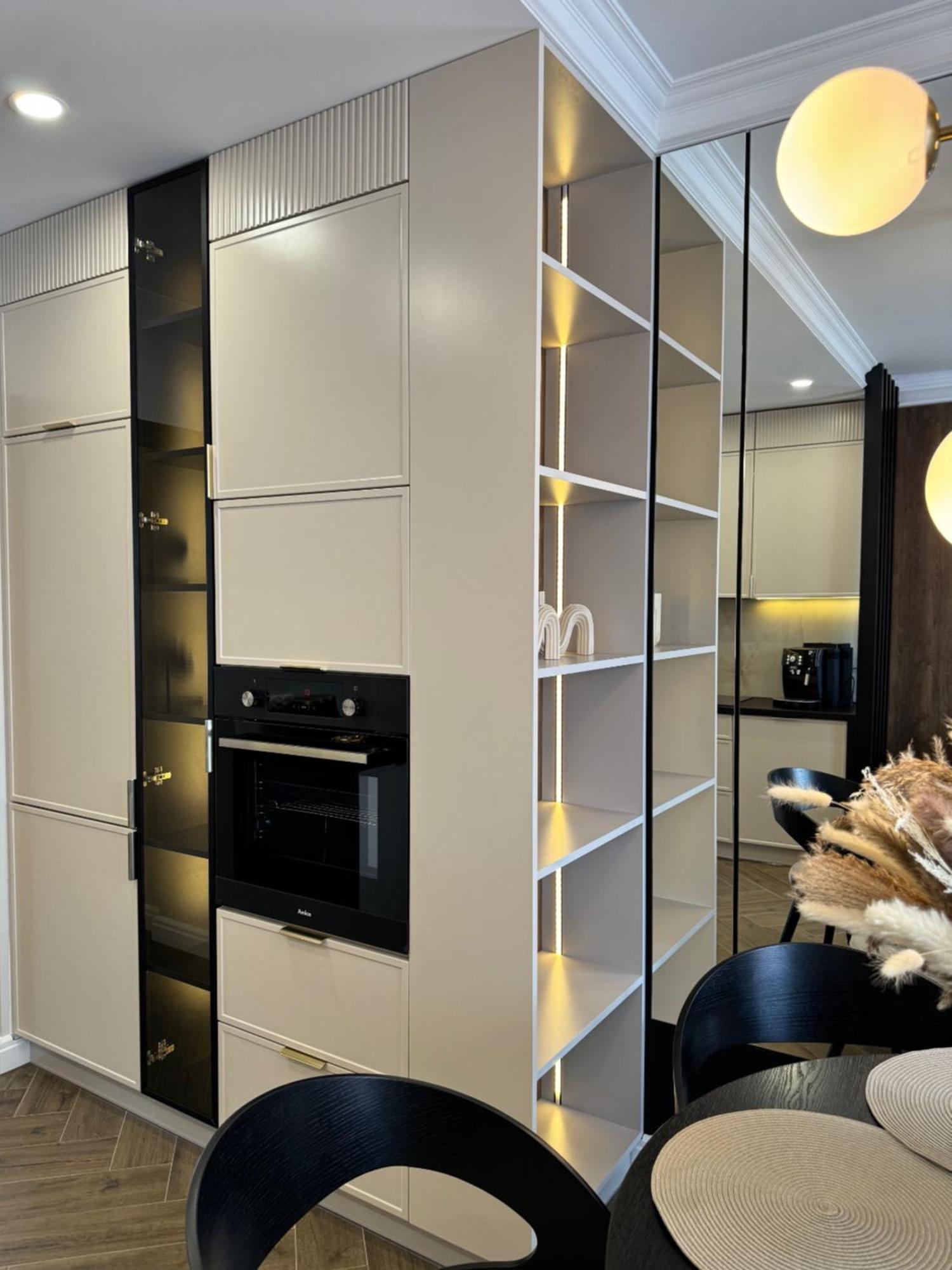 Apartment Family & Business Sauna No7 Zlota Centrum Vip Unikat - 3 Bedroom With Private Sauna, Jacuzzi, Balcony, Parking -totally New!